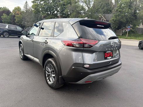 Used 2023 Nissan Rogue S AWD/4WD image 3