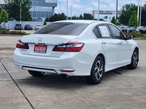 Used 2016 Honda Accord LX image 5