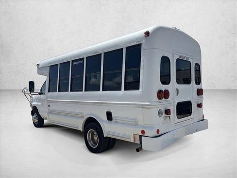 Used 2002 Ford E-450 and Econoline 450 RWD image 3