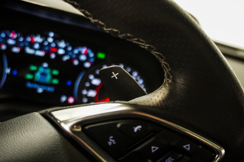 Used 2023 Chevrolet Camaro SS RWD image 15
