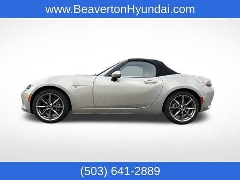Used 2023 MAZDA MX-5 Miata Grand Touring w/ Weather Package image 4