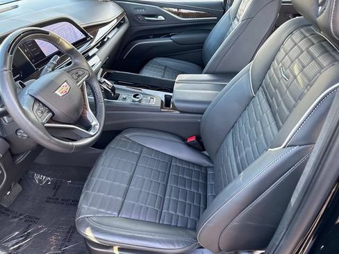 Certified 2024 Cadillac Escalade Sport Platinum w/ LPO, ONYX Package AWD/4WD image 21