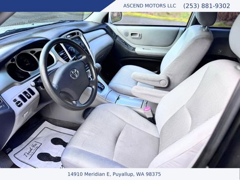 Used 2007 Toyota Highlander Sport AWD/4WD image 9