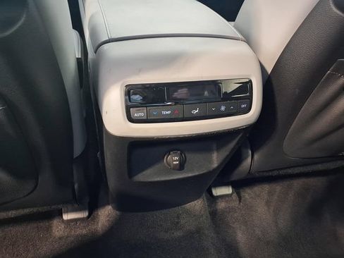 Used 2025 Hyundai Palisade SEL AWD/4WD image 19