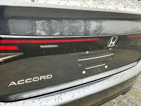 Used 2025 Honda Accord LX image 31