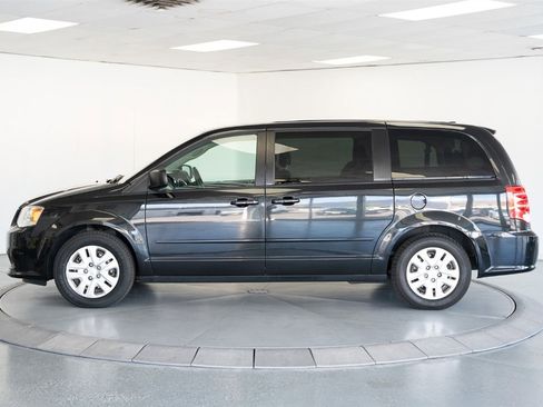 Used 2014 Dodge Grand Caravan SE w/ Quick Order Package 29E SE image 4