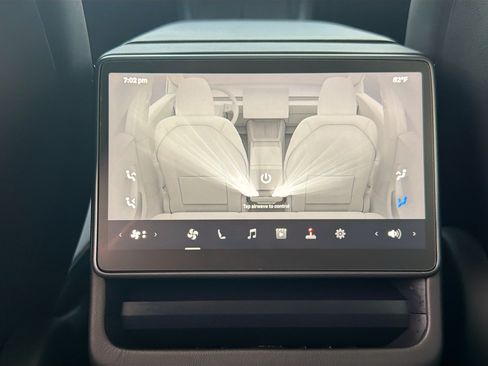 Used 2025 Tesla Model 3 Long Range AWD/4WD image 27