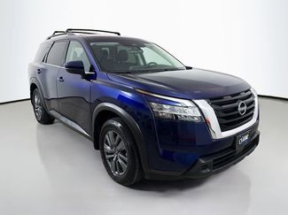 Used 2022 Nissan Pathfinder SV video 1