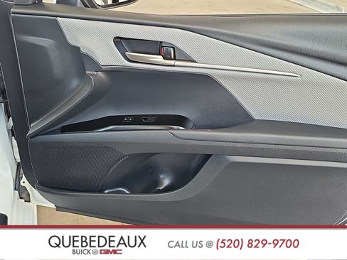 Used 2025 Toyota Camry SE w/ Convenience Package FWD image 28