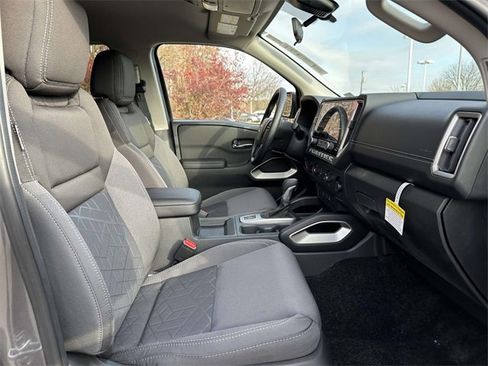 New 2026 Nissan Frontier SV w/ Tow Package image 10