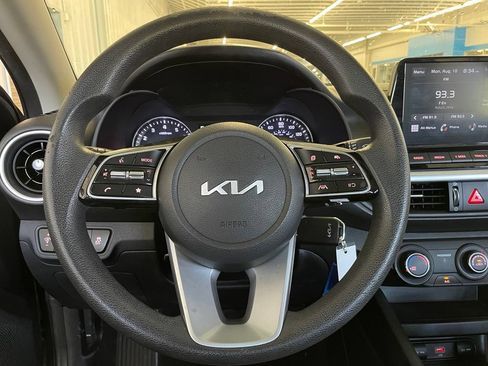 Used 2023 Kia Forte LXS FWD image 14
