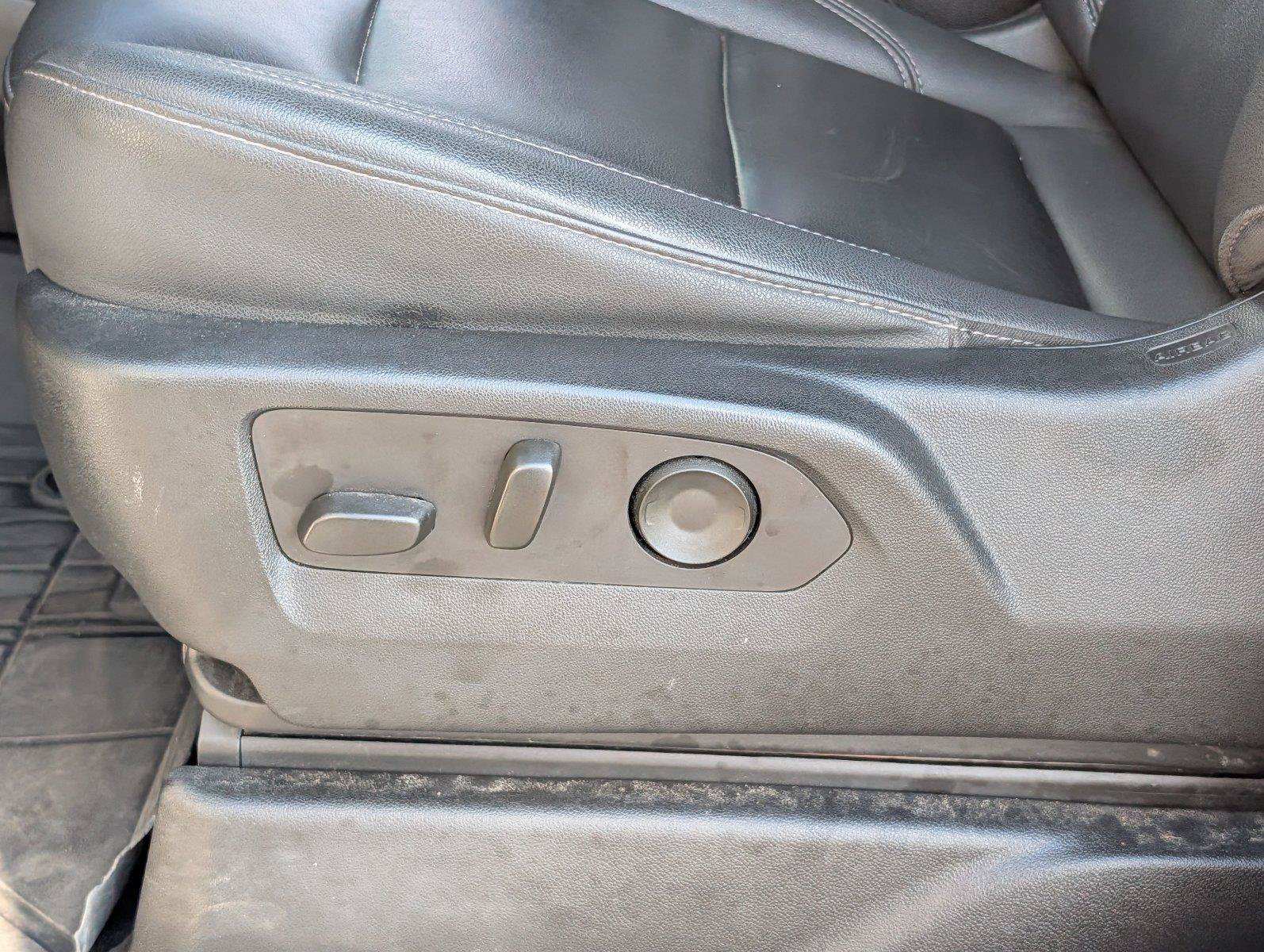 Used 2023 Chevrolet Tahoe Z71 w/ Z71 Off-Road Package AWD/4WD image 12