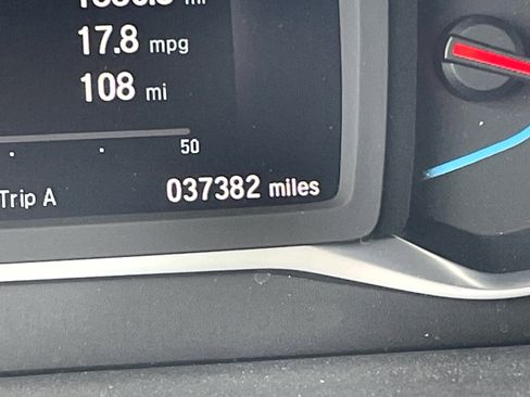 Certified 2021 Honda Pilot Touring image 17