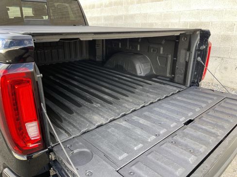 Used 2019 GMC Sierra 1500 Denali image 3