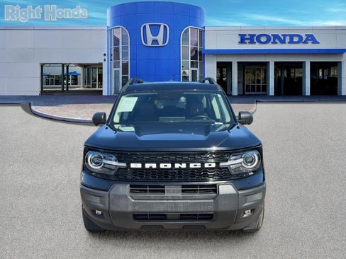 Used 2025 Ford Bronco Sport Outer Banks w/ Outer Banks Tech Package+ AWD/4WD image 5