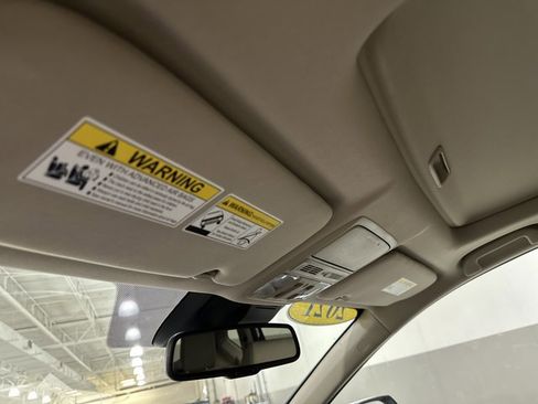 Used 2021 Honda CR-V Touring image 10