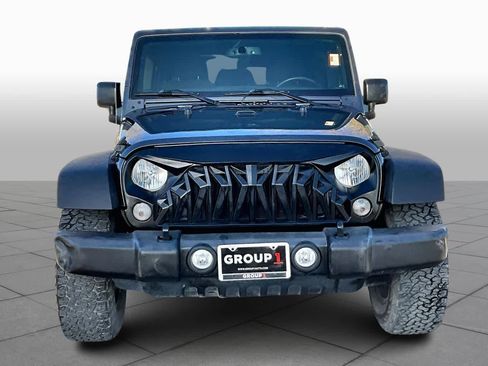 Used 2018 Jeep Wrangler Unlimited Sport S image 4