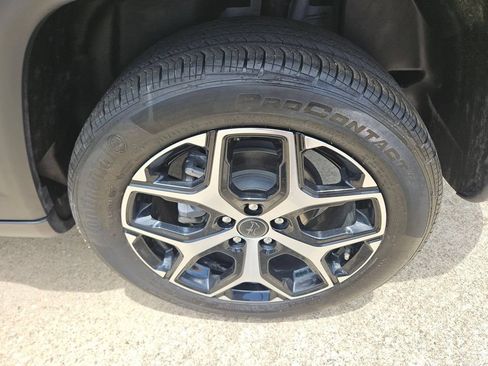 Used 2025 Jeep Compass Limited AWD/4WD image 25