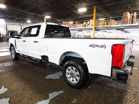 Used 2024 Ford F250 XLT image 4