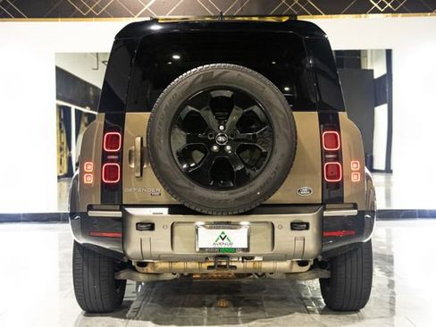 Used 2022 Land Rover Defender 110 X-Dynamic SE AWD/4WD image 6