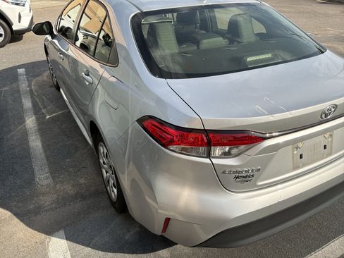 Used 2023 Toyota Corolla LE FWD image 6