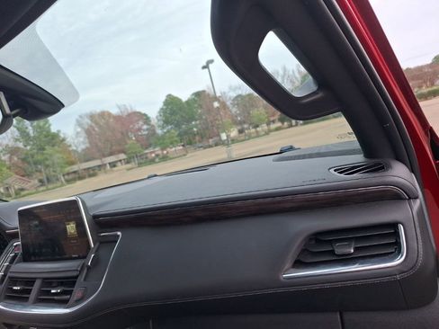 Certified 2022 Chevrolet Tahoe Z71 w/ Z71 Off-Road Package image 34