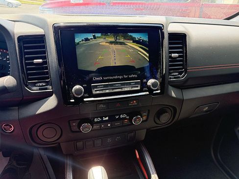 Used 2024 Nissan Frontier Pro-X RWD image 26