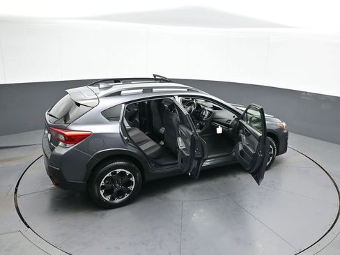 Used 2021 Subaru Crosstrek 2.0i Premium w/ Moonroof Package image 45