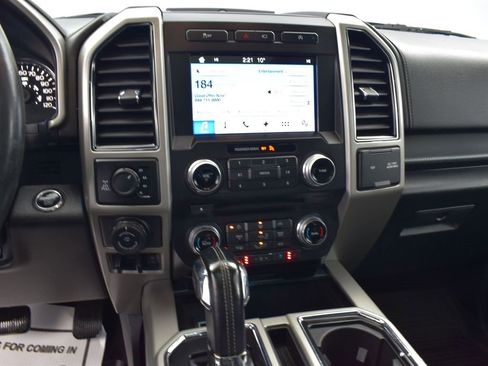 Used 2018 Ford F150 Lariat w/ Equipment Group 502A Luxury image 16