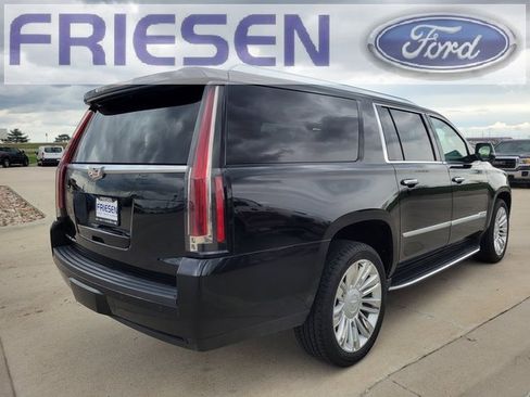 Used 2016 Cadillac Escalade ESV Platinum image 7
