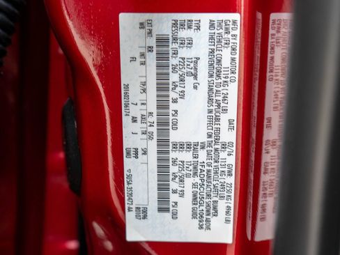 Used 2016 Ford C-MAX Energi SEL w/ Equipment Group 302A FWD image 37