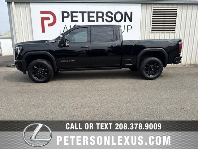 Used 2025 GMC Sierra 3500 AT4 w/ AT4 Premium Plus Package AWD/4WD image 7