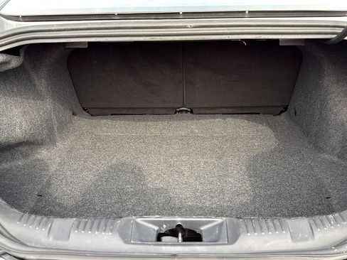 Used 2024 Ford Mustang Premium image 25