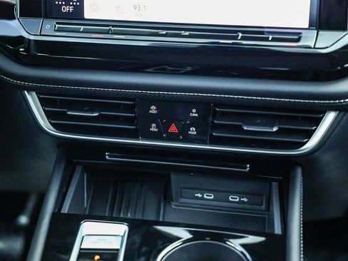 New 2026 Volkswagen Atlas SE image 25