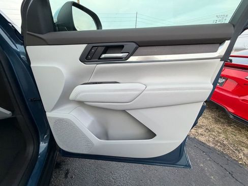 Used 2026 GMC Terrain Denali w/ LPO, Floor Liner Package image 20