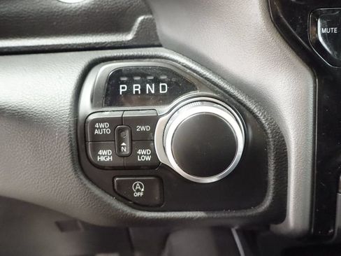 Used 2024 RAM 1500 Big Horn AWD/4WD image 34