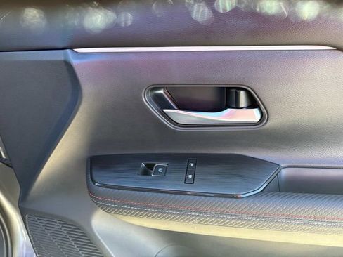 Used 2025 Nissan Kicks SR w/ SR Premium Package image 22