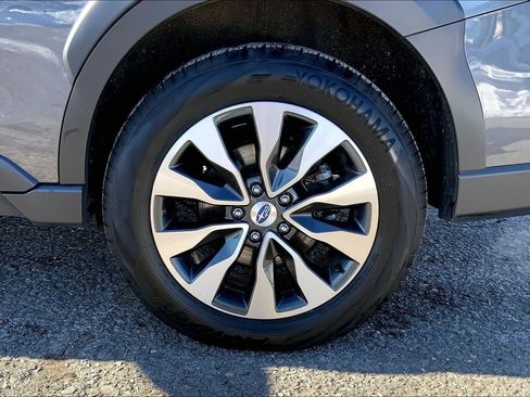 Certified 2023 Subaru Outback Touring XT image 10