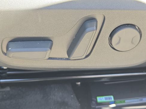 Used 2025 Kia Niro Wave FWD image 18