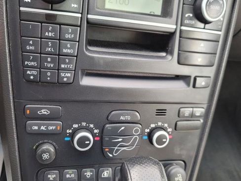 Used 2014 Volvo XC90 3.2 R-Design image 21