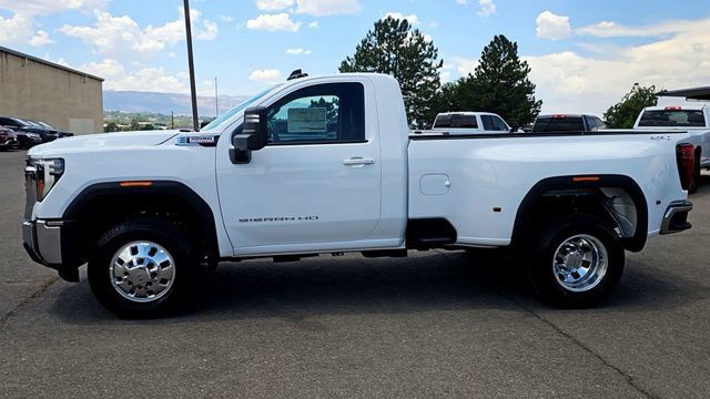 New 2026 GMC Sierra 3500 SLE AWD/4WD image 6