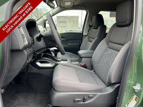 New 2026 Nissan Frontier SV w/ SV Convenience Package AWD/4WD image 4