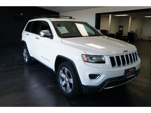 Used 2015 Jeep Grand Cherokee Limited w/ Luxury Group II AWD/4WD image 9