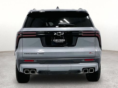 Used 2025 Chevrolet Traverse Z71 AWD/4WD image 5