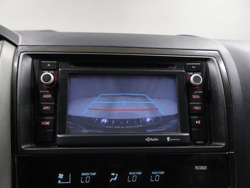 Used 2016 Toyota Sequoia SR5 AWD/4WD image 24