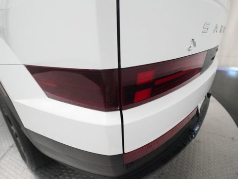 Used 2024 Hyundai Santa Fe SEL FWD image 32