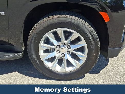 Used 2024 Chevrolet Tahoe Premier AWD/4WD image 10