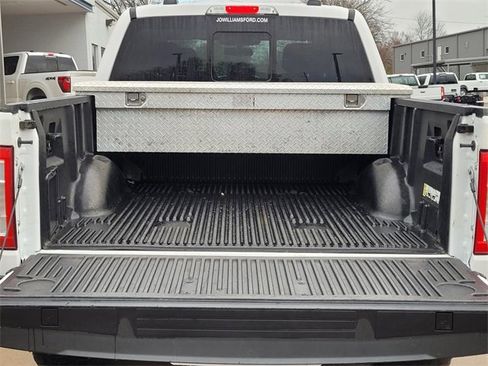 Used 2021 Ford F150 Lariat w/ Max Trailer Tow Package image 10