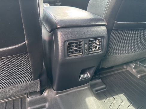 Used 2021 Toyota 4Runner TRD Off-Road Premium image 32