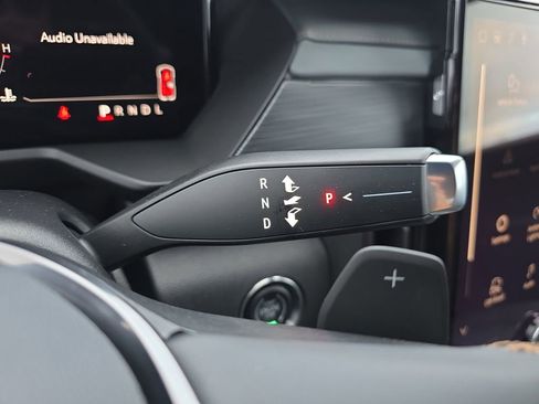 New 2026 GMC Acadia AT4 w/ Luxury Package image 22